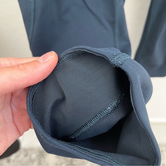 Lululemon In Movement Crop - Picture 8 of 8